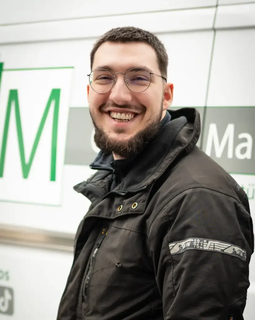 Leon Bojaxhinci Portrait